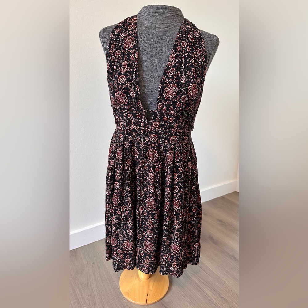Mahina Black and Pink Backless Dress